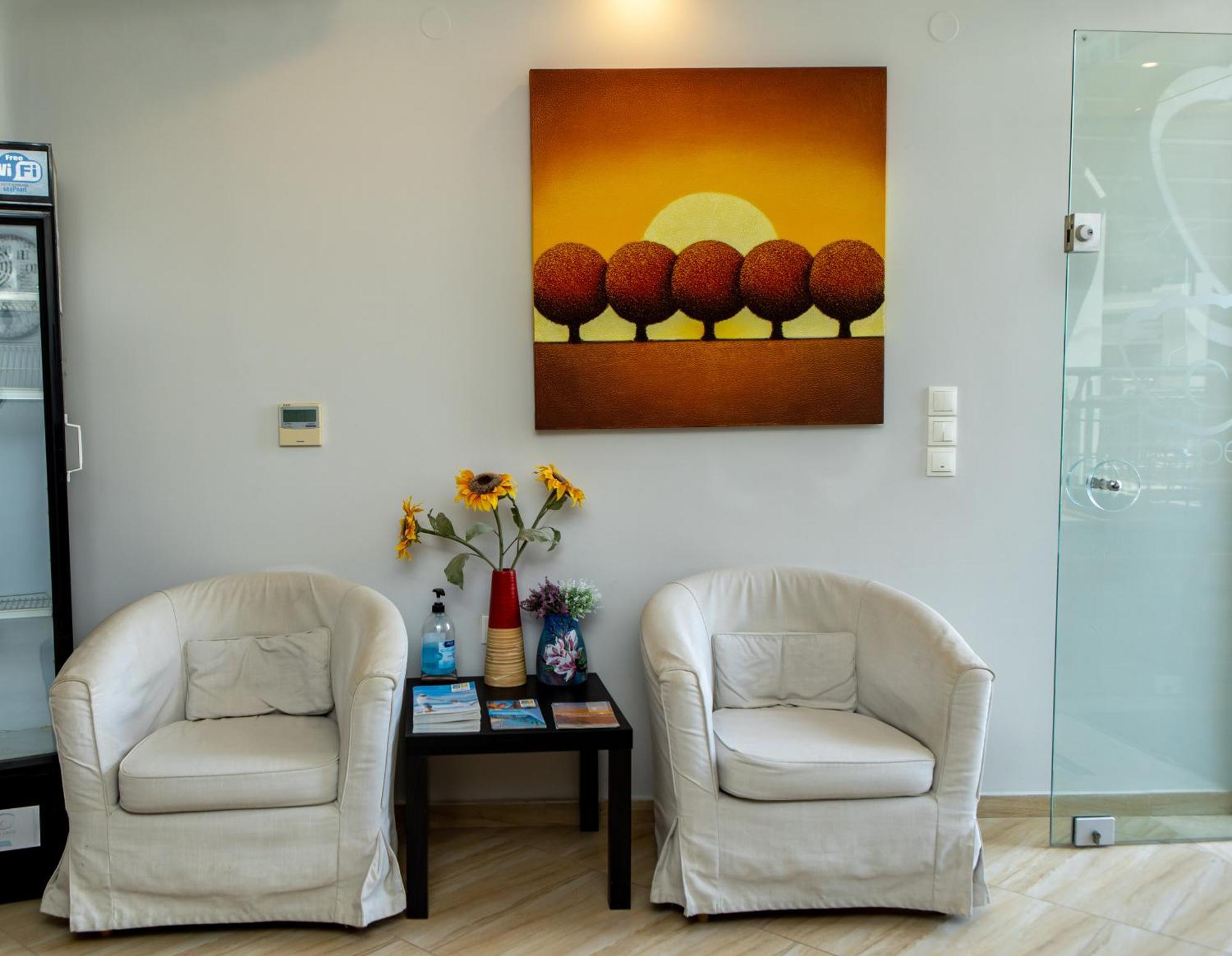 Sea Pearl Luxury Apartments Nea Vrasna Exterior photo
